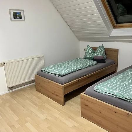 아파트 Gaestehaus Wettemann 라우하임